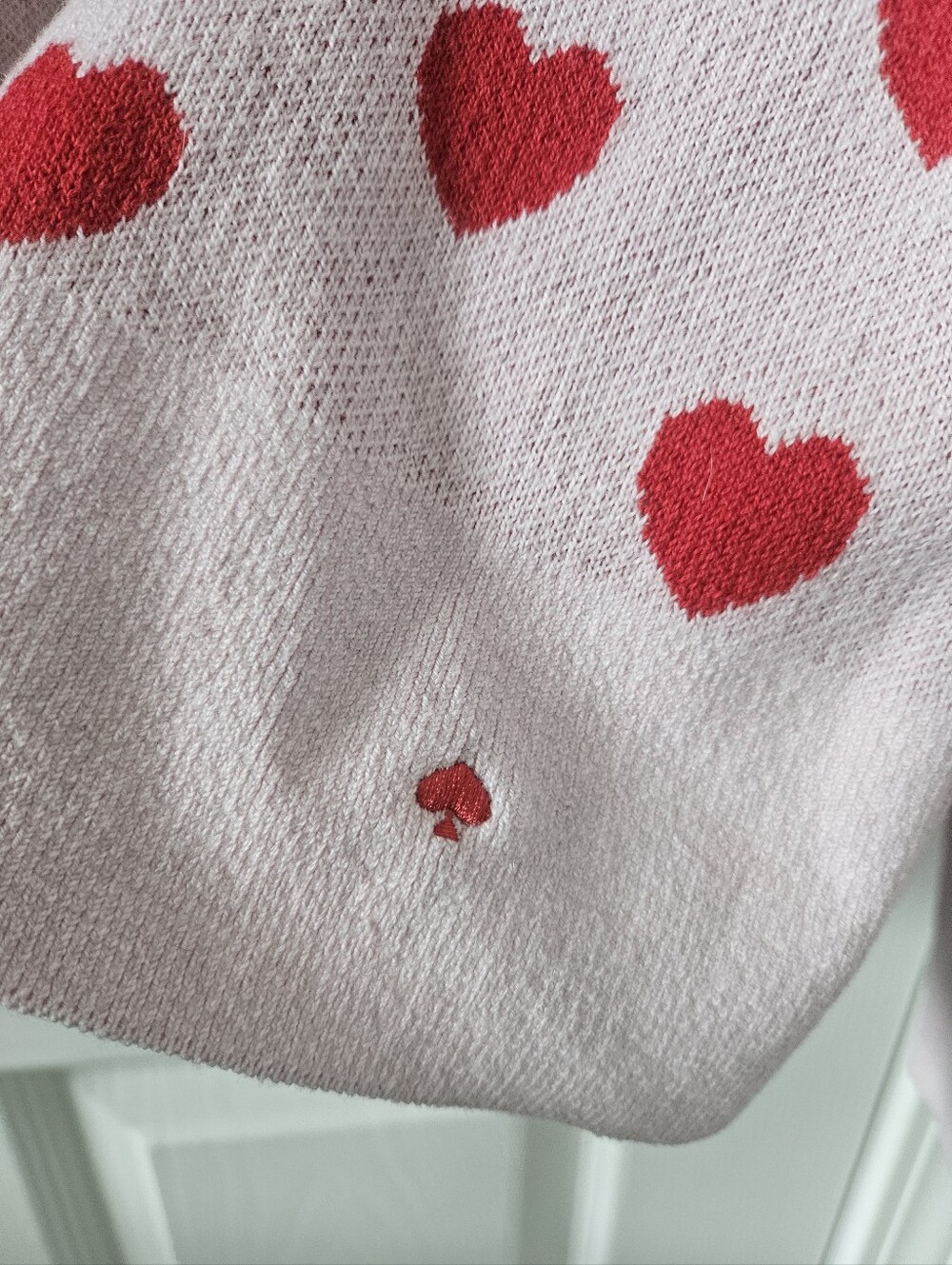 Kate Spade New York Perfect Heart Sweater in Chalk Pink & Red Size L - Picture 2 of 10
